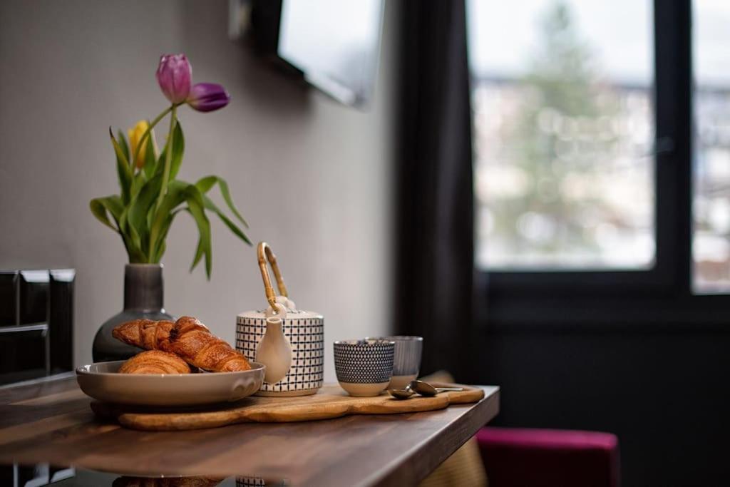 Beautiful Cosy, Modern Studio In Chamonix Centre المظهر الخارجي الصورة