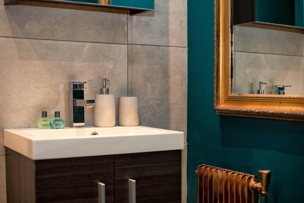 Beautiful Cosy, Modern Studio In Chamonix Centre المظهر الخارجي الصورة